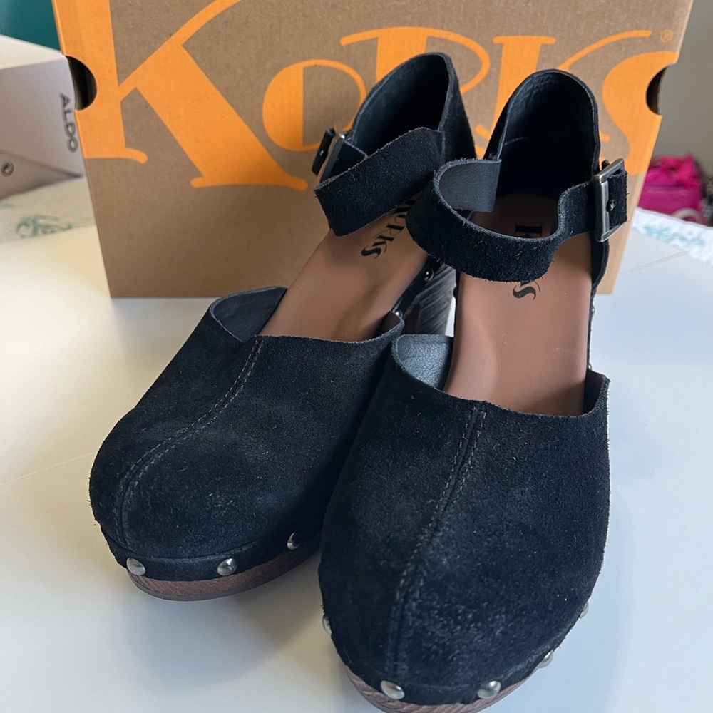 Kork-Ease Black Mules Comfortable Clogs